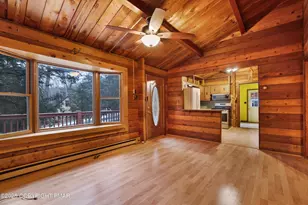 148 Sportsmen Dr, Cresco, PA 18326 - Photo 2