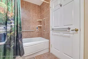 317 Golden Oaks Dr, White Haven, PA 18661 - Photo 24