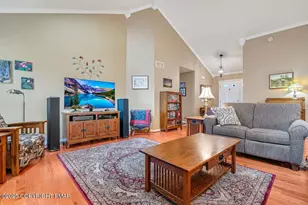 317 Golden Oaks Dr, White Haven, PA 18661 - Photo 8