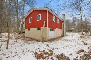 765 Country Pl Dr, Tobyhanna, PA 18466 - Photo 32