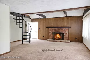 1686 Moonbeam Terrace, Tobyhanna, PA 18466 - Photo 4