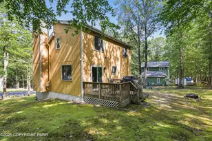 2041 Candlewood Dr, East Stroudsburg, PA 18301 - Photo 32