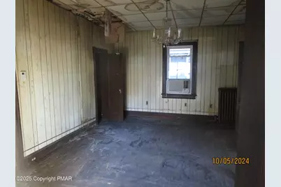  146 Buttonwood Street, Jessup, PA 18434 - Photo 14