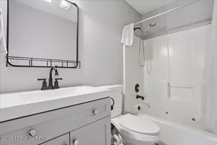5528 Elmwood Dr, Tannersville, PA 18372 - Photo 24