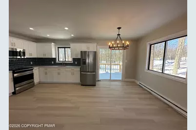  147 Pocono Boulevard, Bushkill, PA 18324 - Photo 10