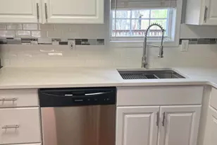 7109 Pine Grove Dr, East Stroudsburg, PA 18301 - Photo 12