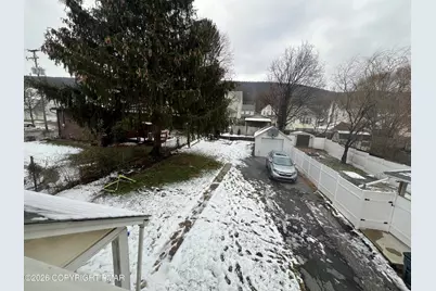  639 George Street, Pen Argyl, PA 18072 - Photo 6