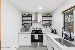 26 Middle Village Way, Tannersville, PA 18372 - Photo 2