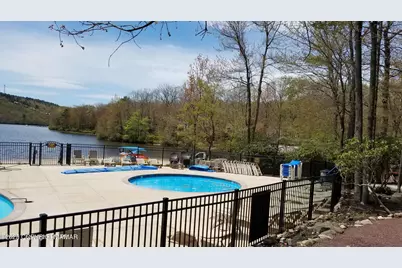  12 Beachwood Court, Lake Harmony, PA 18624 - Photo 44