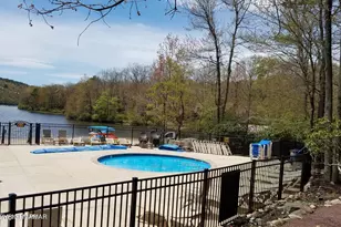 12 Beachwood Ct, Lake Harmony, PA 18624 - Photo 44