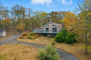 2318 Sunbird Ct, Henryville, PA 18332 - Photo 6