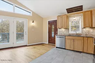 2318 Sunbird Ct, Henryville, PA 18332 - Photo 18