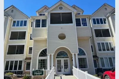  5 Village Circle #1109, Stroudsburg, PA 18360 - Photo 1