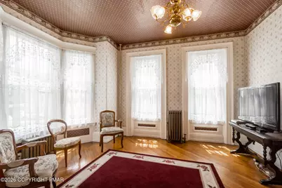  11 E Front Street, Jim Thorpe, PA 18229 - Photo 10