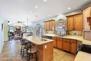 118 Chris Ali Est Pl, East Stroudsburg, PA 18302 - Photo 12