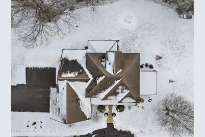  118 Chris Ali Estate Place, East Stroudsburg, PA 18302 - Photo 4