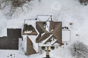 118 Chris Ali Est Pl, East Stroudsburg, PA 18302 - Photo 4