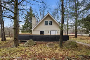 838 Country Pl Dr, Tobyhanna, PA 18466 - Photo 2