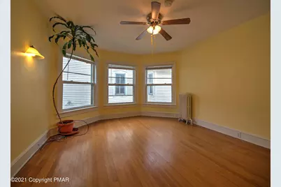  707 Scott Street #2 (Second Floor), Stroudsburg, PA 18360 - Photo 4