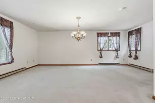 75 Hilltop Cir, East Stroudsburg, PA 18302 - Photo 8