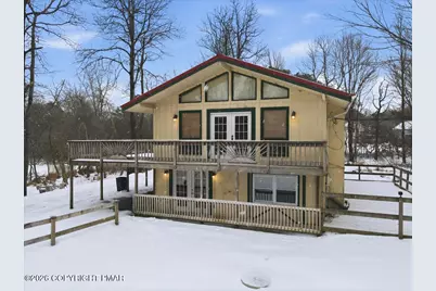  401 Clearview Drive, Long Pond, PA 18334 - Photo 4