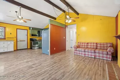  401 Clearview Drive, Long Pond, PA 18334 - Photo 10