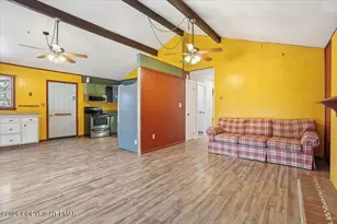 401 Clearview Dr, Long Pond, PA 18334 - Photo 10