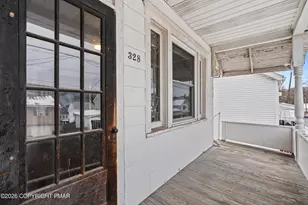 328 W Abbott St, Lansford, PA 18232 - Photo 4