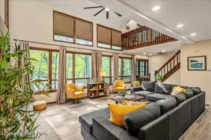 1119 Kensington Dr, East Stroudsburg, PA 18301 - Photo 1