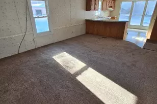 22 Jane St, Stroudsburg, PA 18360 - Photo 4