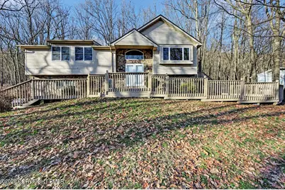  171 Foothill Boulevard, Effort, PA 18330 - Photo 1