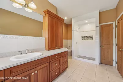  441 Hidden Lake Drive, East Stroudsburg, PA 18302 - Photo 34