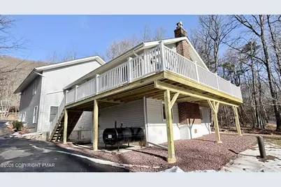  899 Lower Mountain Drive, Effort, PA 18330 - Photo 4