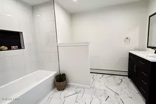 899 Lower Mountain Dr, Effort, PA 18330 - Photo 40