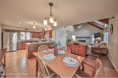  319 W Windsor Road, Saylorsburg, PA 18353 - Photo 4