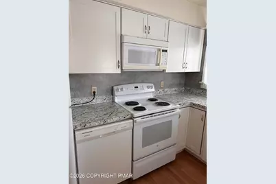  142 Craigs Meadow Road, East Stroudsburg, PA 18301 - Photo 6