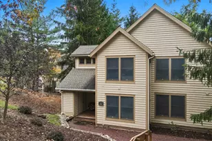 412 Hickory Dr, Tannersville, PA 18372 - Photo 32