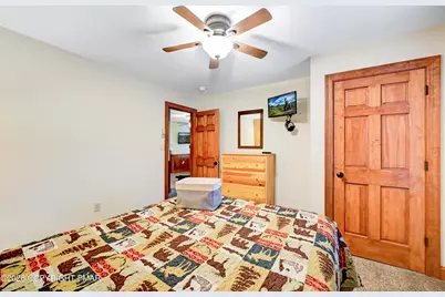  136 Pineknoll Drive, Lake Harmony, PA 18624 - Photo 66