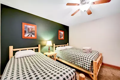  136 Pineknoll Drive, Lake Harmony, PA 18624 - Photo 38