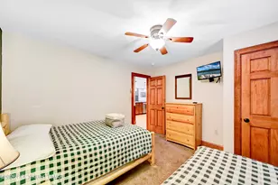 136 Pineknoll Dr, Lake Harmony, PA 18624 - Photo 40