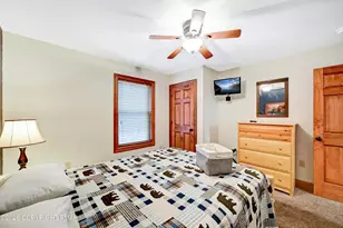 136 Pineknoll Dr, Lake Harmony, PA 18624 - Photo 28