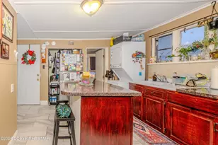 1042 Taylor Ave, Scranton, PA 18510 - Photo 32