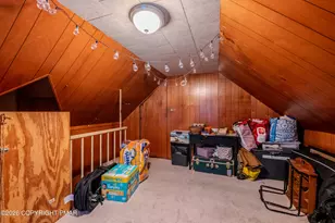 1042 Taylor Ave, Scranton, PA 18510 - Photo 36