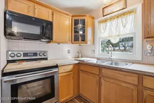 140 Louise Ln, Bartonsville, PA 18321 - Photo 12