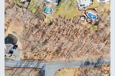  520 Edgemont Road, Stroudsburg, PA 18360 - Photo 8