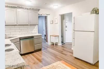 36 Main Street, Delaware Water Gap, PA 18327 - Photo 26