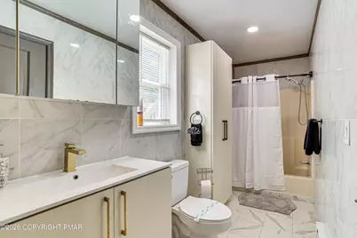  7901 Sleepy Hollow Drive, Tobyhanna, PA 18466 - Photo 8