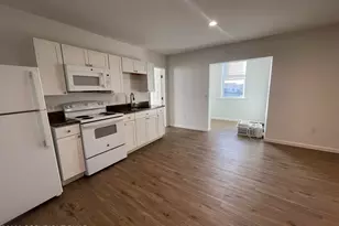 548 Main St, Stroudsburg, PA 18360 - Photo 8