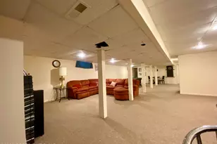 7004 Woodbridge Dr, Bushkill, PA 18324 - Photo 10