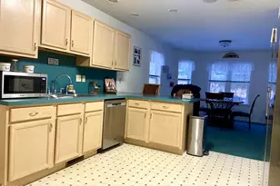 7004 Woodbridge Dr, Bushkill, PA 18324 - Photo 6